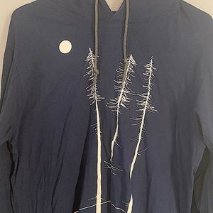 Long-sleeve hooded Shirt